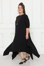 שמלת בסיס עם כנפיים - מבט צד